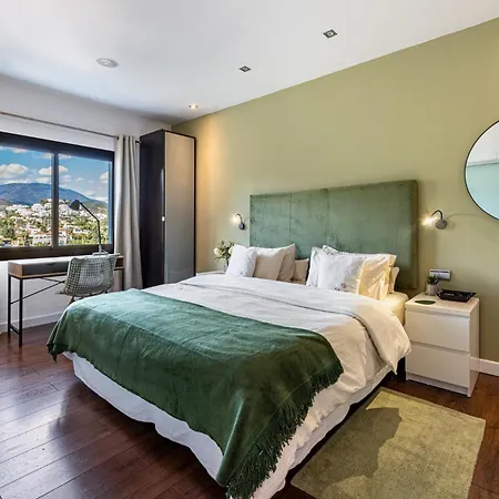 Apartment Luxurious In 5-star Del Golf