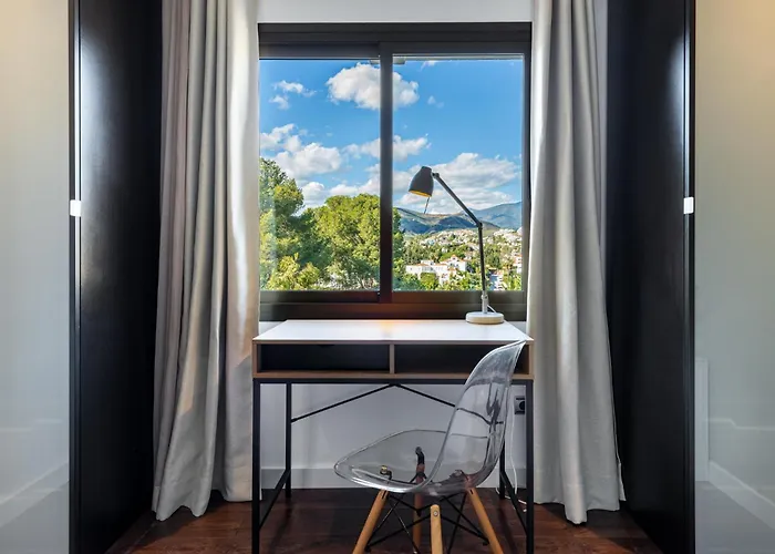 Luxurious In 5-star Del Golf Marbella